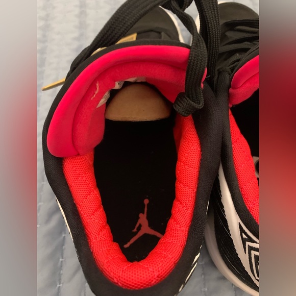 NWT Men’s Size 10 Jordan Basketball Sneakers - Picture 7 of 8